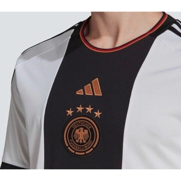 Germany 22/23 Home World Cup Adidas Authentic Soccer Jersey Size L HF1693 - NWT - Picture 7 of 9